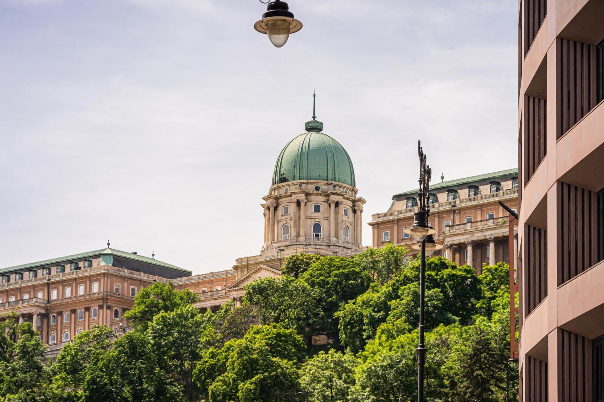 Elegant Escape By Buda Castle For Pleasure Seekers Budapesta Exterior foto